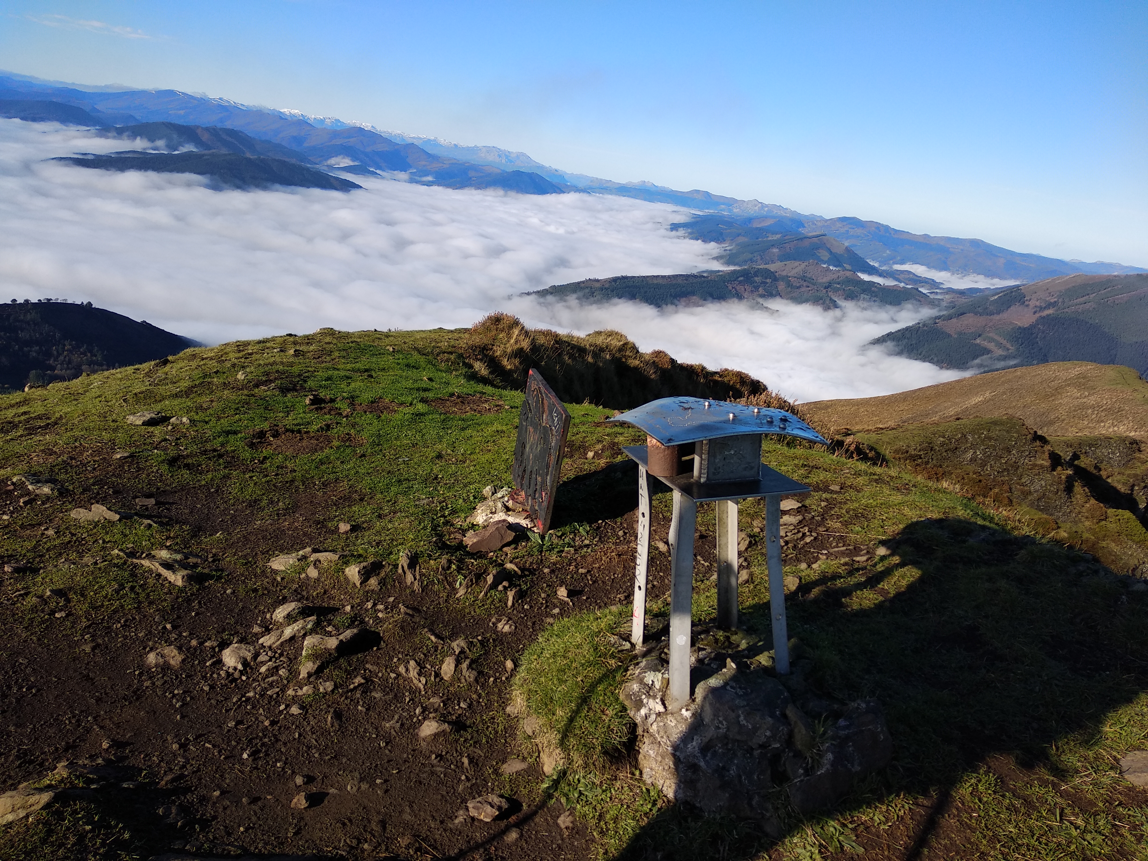 Foto Travesía Sodupe – Gallarraga (901 m) – Ganekogorta (999m) – Pagasarri (671 m) – Ganeta (685 m) - Rekalde (Bizkaia) Todo el día